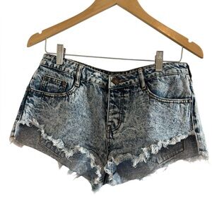 Cotton On Women’s Acid Wash Frayed Hem Mid Rise Shorts Size 6